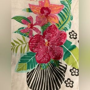 💛TODAY***$12***Bombay Paisley 3/4 sleeve crop top.